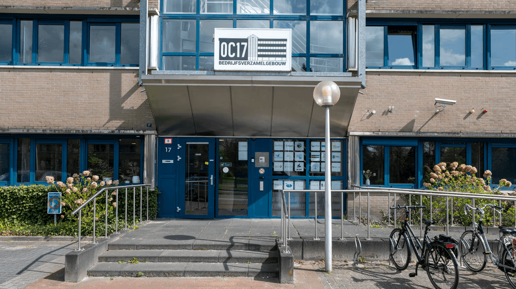 Entrance of the OC17 business centre at Overcingellaan 17